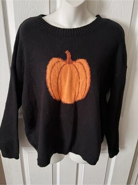 Mia & Tess Women’s Black Pumpkin Sweater Size Medium
